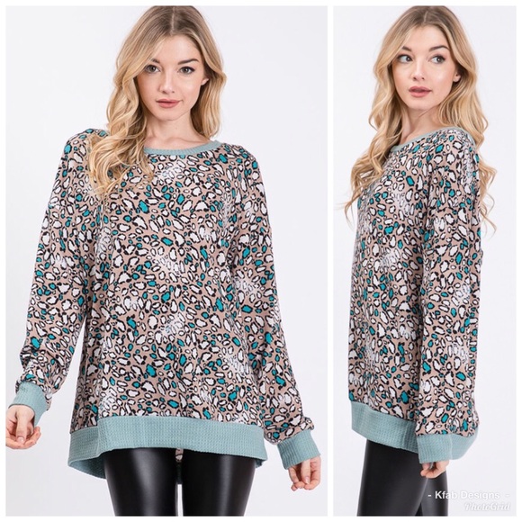 ❤️ LAST 1! - LAST CHANCE!! Animal Print Oversized Super Soft Top! - Picture 4 of 4